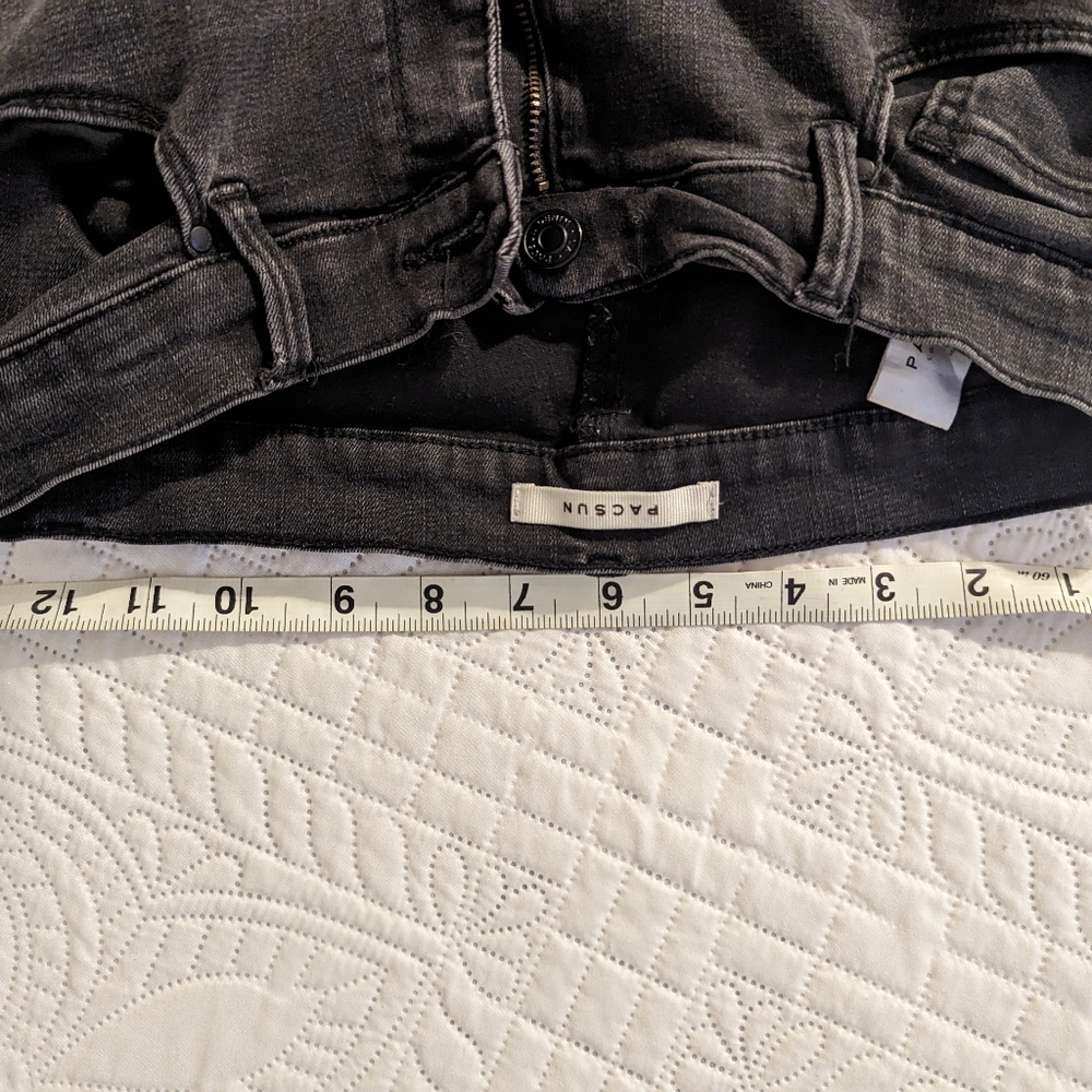Black Pacsun Skinny Distressed Jeans / Jeggings - Picture 5 of 5